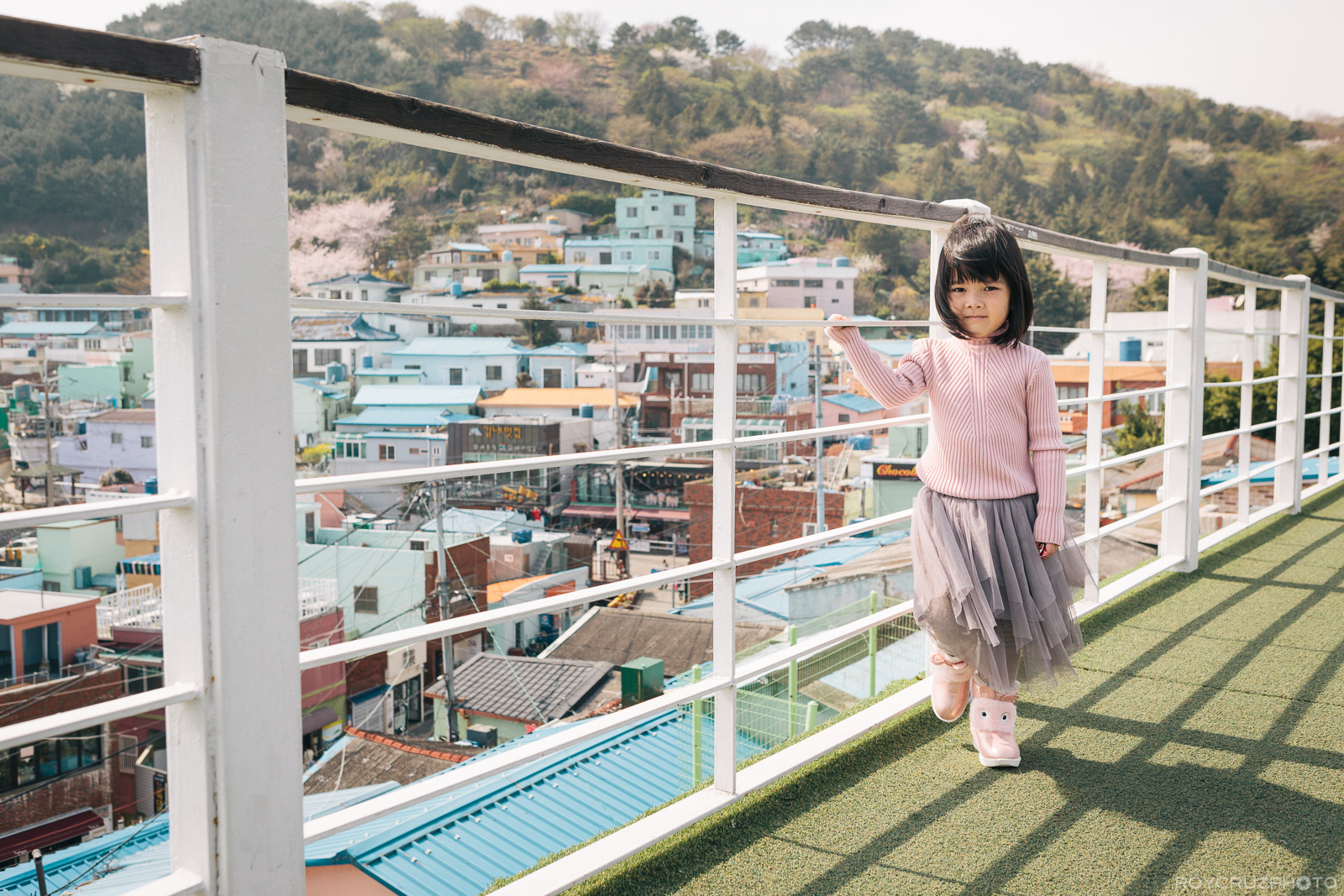 Busan Gamcheon Village Cherry Blossom Family Photographer-4 – ROY CRUZ ...